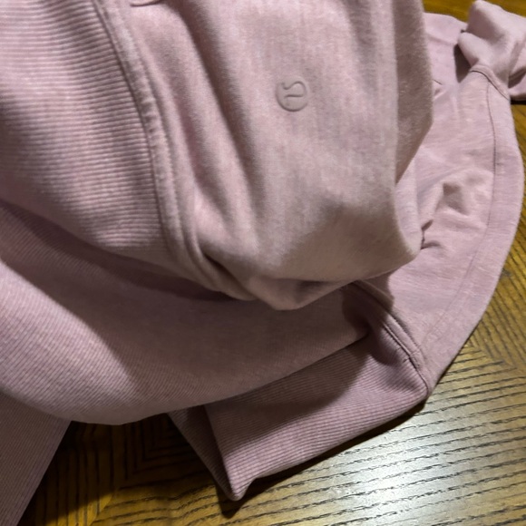 Lululemon High Line Pullover Size 6 - Picture 10 of 10